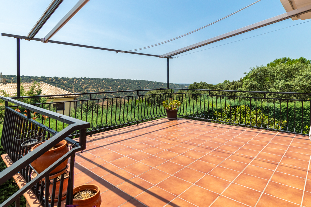 Calle Puerto de Navacerrada 63, Valdemorillo (39 de 40).webp