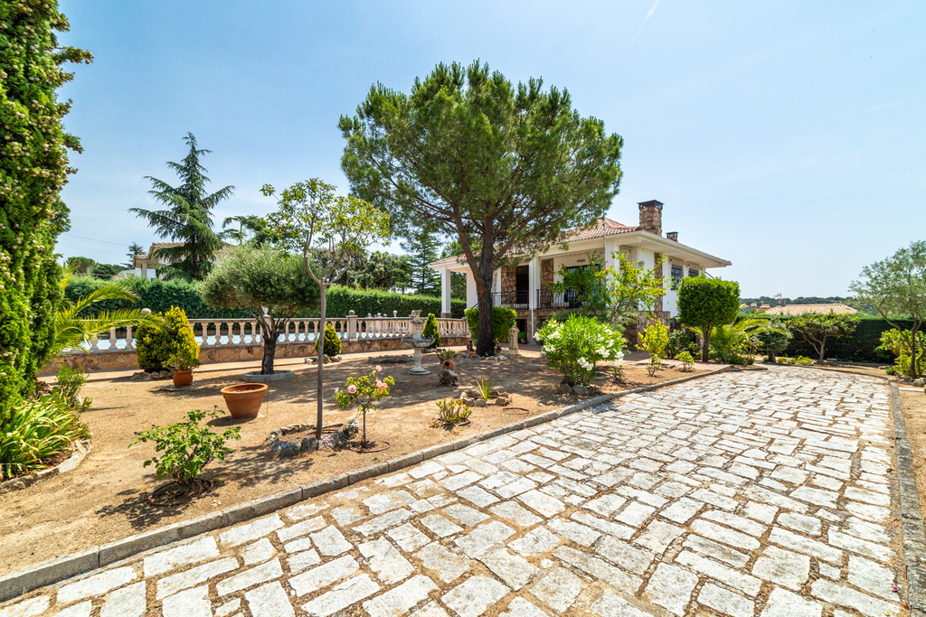 Calle Puerto de Navacerrada 63, Valdemorillo (36 de 40).webp