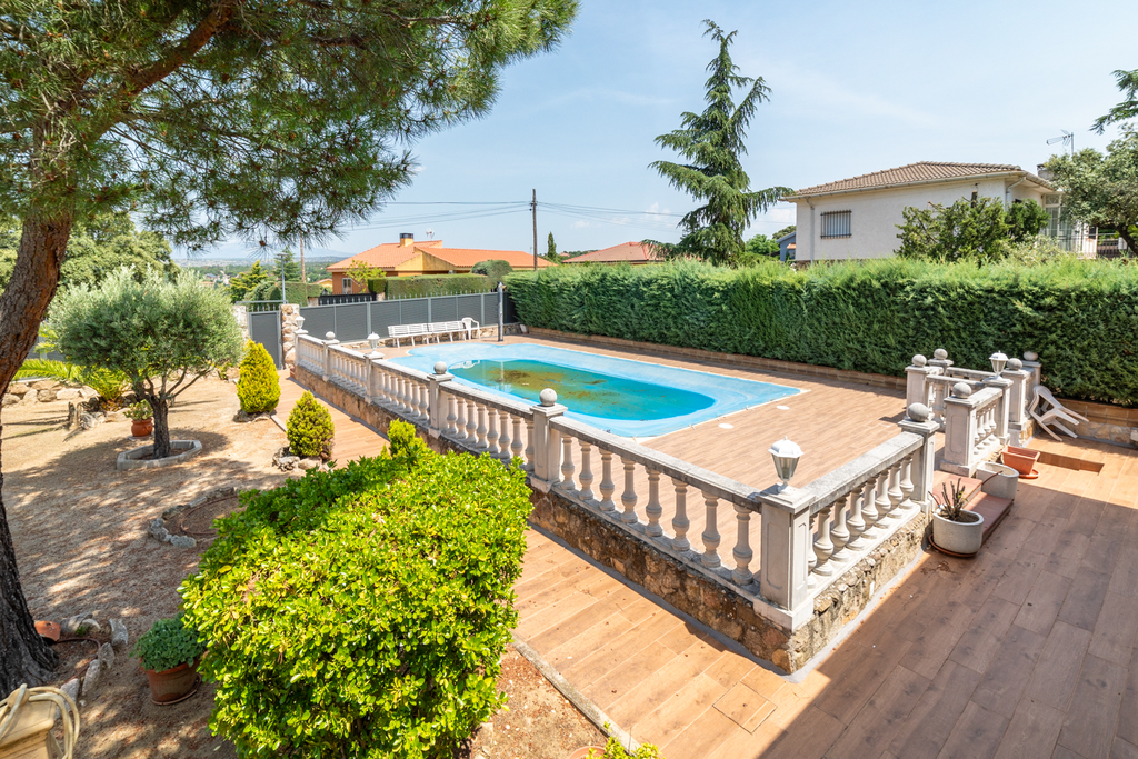 Calle Puerto de Navacerrada 63, Valdemorillo (40 de 40).webp